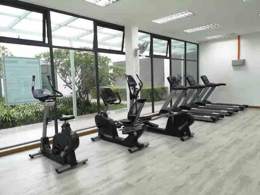 Homenest Jb City Poolview Suite By Cozy Home Johor Bahru Exterior photo