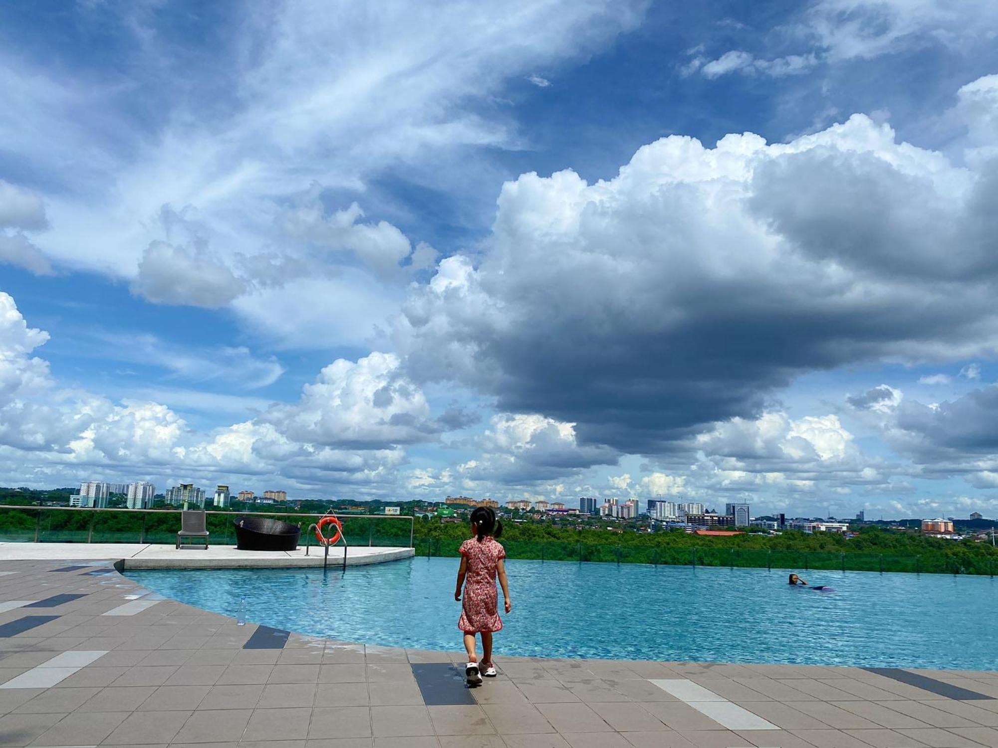 Homenest Jb City Poolview Suite By Cozy Home Johor Bahru Exterior photo